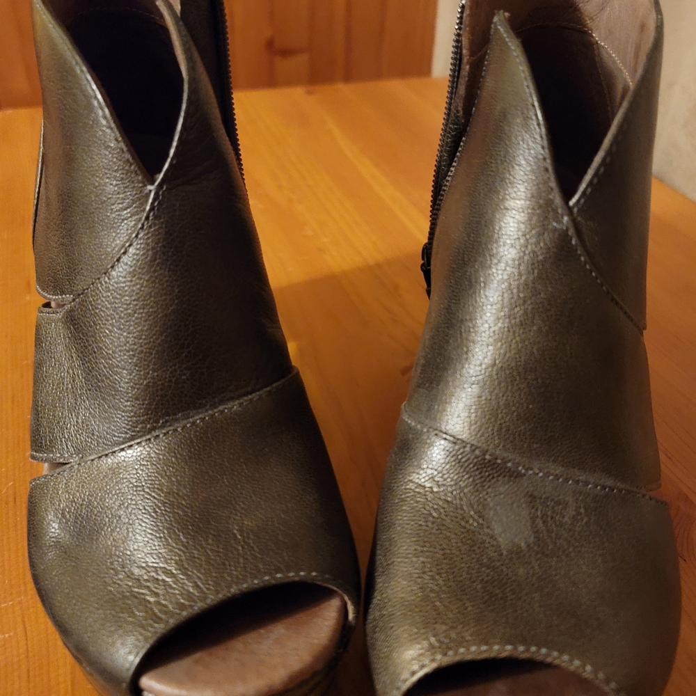 Dansko Shoes!
